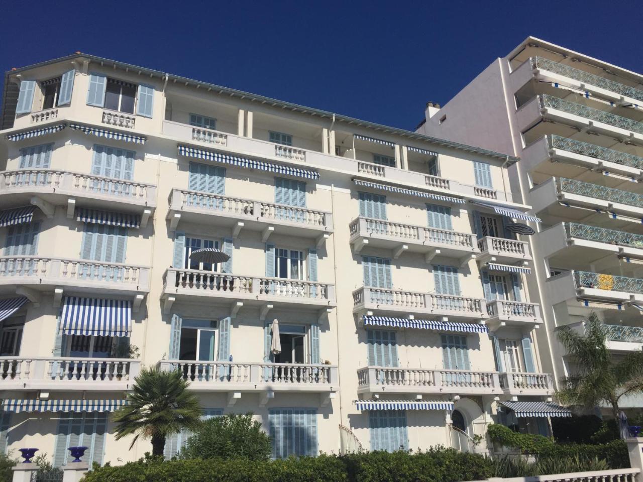 Gorgeous One-Bedroom Apartment With Terrace And Sea View -Stayinantibes- Bijou Plage Exteriör bild