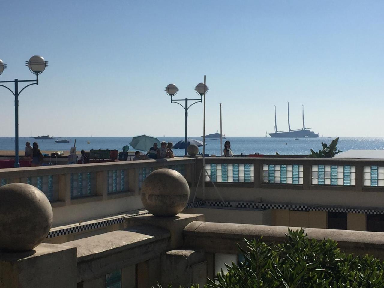 Gorgeous One-Bedroom Apartment With Terrace And Sea View -Stayinantibes- Bijou Plage Exteriör bild